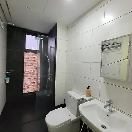 Homestay D'Univ 360 Place Seri Kembangan Exterior photo
